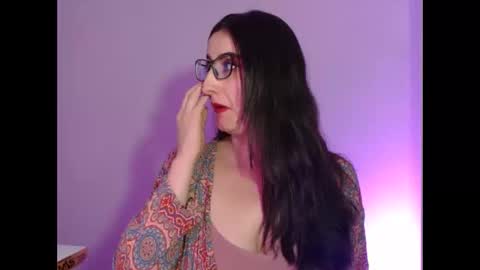 Victoria online show from January 22, 2025, 10:15 pm