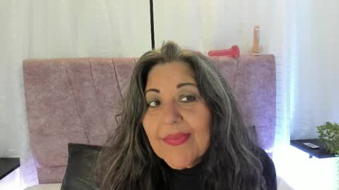 victoriaa_anderson_ online show from April 13, 2026, 2:22 pm