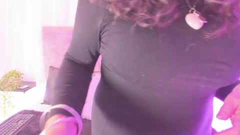 victoriaa_anderson_ online show from April 22, 2026, 2:18 pm