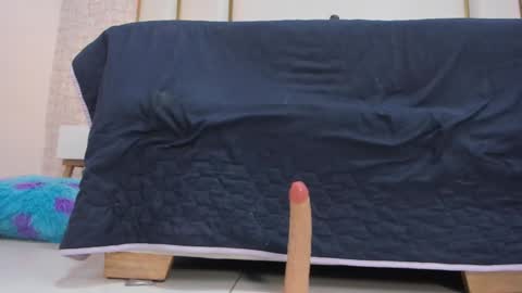 Victoria Sofia online show from February 17, 2025, 6:09 am