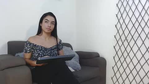 Vicky online show from February 24, 2026, 3:32 pm