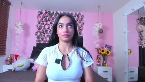 Vicky online show from March 17, 2026, 12:19 pm