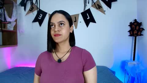 Victoria online show from October 12, 2025, 11:09 am