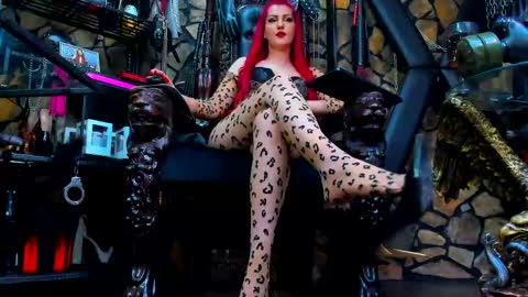 Victoria Heller online show from September 25, 2025, 6:06 am