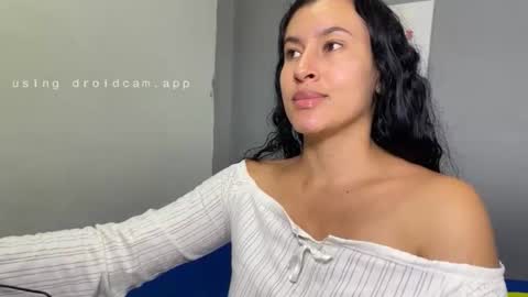 VICTORIA online show from January 13, 2026, 1:22 am