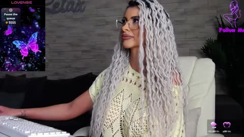 Victoria online show from December 16, 2024, 1:21 am