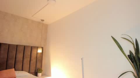 Maria Victoria online show from February 20, 2025, 2:57 pm