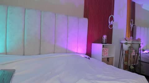 Maria Victoria online show from September 9, 2025, 11:54 am