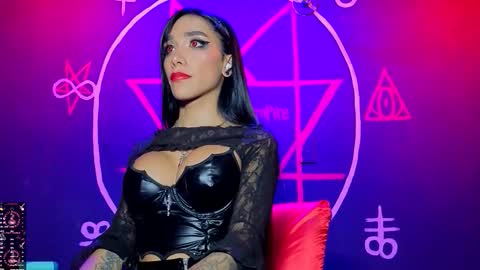 Victoria Vampire online show from October 9, 2025, 1:14 am