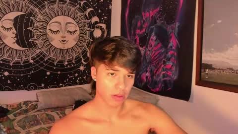 Snapshot of victorino_jhonson chatting on December 10, 2024, 6:06 pm Victorino Jhonson online show from December 10, 2024, 6:06 pm