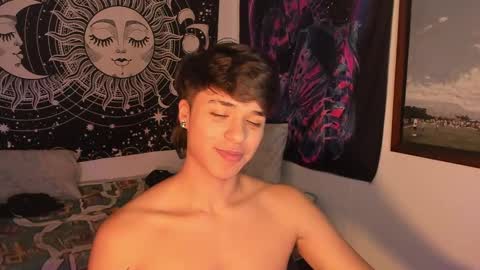 Snapshot of victorino_jhonson chatting on December 12, 2024, 6:21 pm Victorino Jhonson online show from December 12, 2024, 6:21 pm