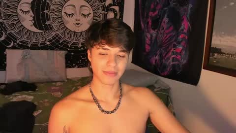 Snapshot of victorino_jhonson chatting on December 25, 2024, 3:06 pm Victorino Jhonson online show from December 25, 2024, 3:06 pm