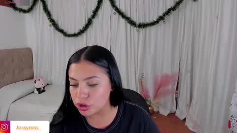 V  I C  T O R I A  online show from December 11, 2024, 10:38 pm