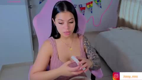 Snapshot of victoryyy__ chatting on June 18, 2026, 9:08 pm V I C T O R I A online show from June 18, 2026, 9:08 pm