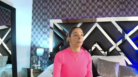 victtoria lee online show from February 26, 2025, 12:16 am