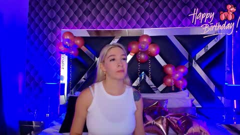 victtoria lee online show from October 7, 2025, 7:11 pm