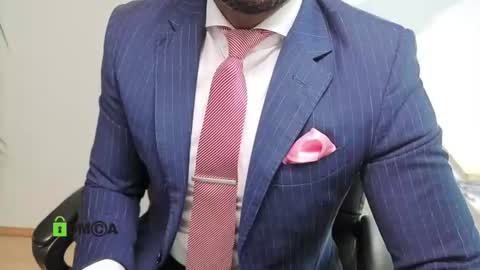 Snapshot of videocamm chatting on June 19, 2026, 6:29 am videocamm online show from June 19, 2026, 6:29 am
