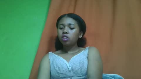 Snapshot of vierge28430 chatting on April 25, 2026, 2:47 am vierge28430 online show from April 25, 2026, 2:47 am