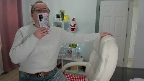 Ukrainian-woman online show from December 8, 2024, 3:24 pm