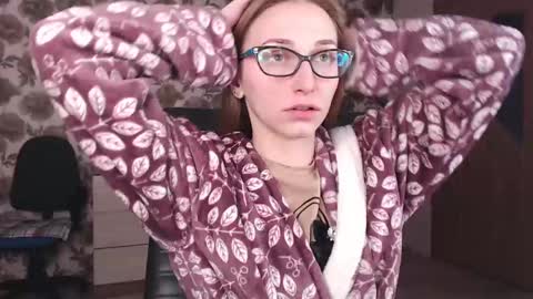 Vika online show from February 3, 2025, 6:02 am