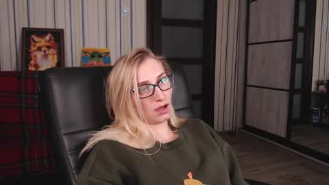 Vika online show from October 16, 2025, 11:39 pm