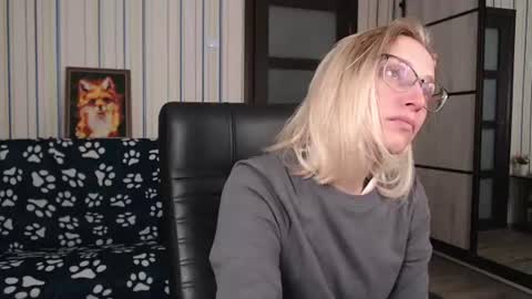 Vika online show from July 19, 2026, 3:21 am