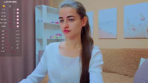 vikiberry online show from September 23, 2025, 10:29 am