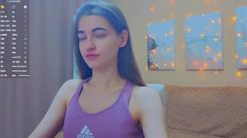 vikiberry online show from March 17, 2026, 4:06 am