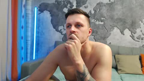 vikingchrisss online show from December 10, 2024, 10:17 am