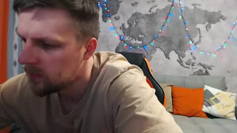 vikingchrisss online show from December 28, 2024, 10:25 am