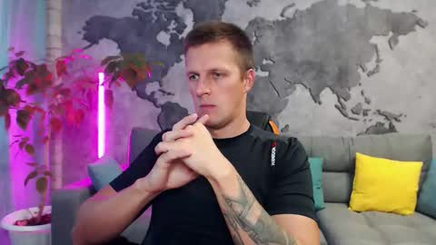 vikingchrisss online show from October 18, 2025, 10:27 am