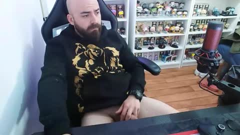 vikingc0ck online show from March 4, 2026, 4:35 pm