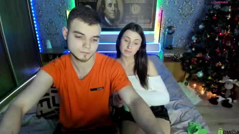 vikki and george online show from January 7, 2025, 7:49 pm