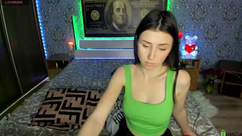 vikki and george online show from February 17, 2025, 4:48 pm