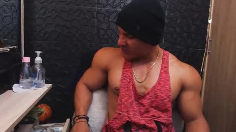 Viktor Herrera online show from November 10, 2025, 12:15 pm