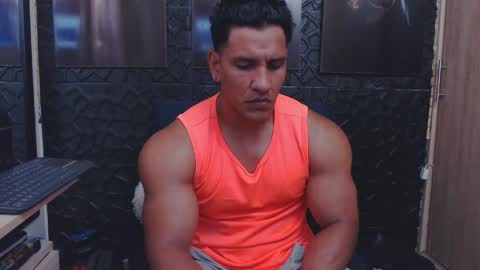 Snapshot of viktorherrera chatting on April 29, 2026, 5:41 pm Viktor Herrera online show from April 29, 2026, 5:41 pm