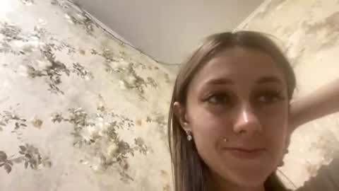 Snapshot of viktoria9898 chatting on June 30, 2026, 1:28 am Sweett online show from June 30, 2026, 1:28 am