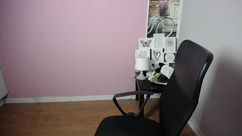 viktoria_lovely online show from December 16, 2024, 10:50 am