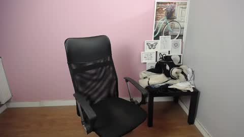 viktoria_lovely online show from January 31, 2025, 9:27 am