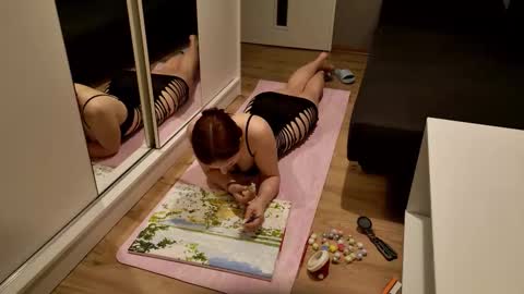 viktoriavita online show from February 15, 2026, 5:48 am