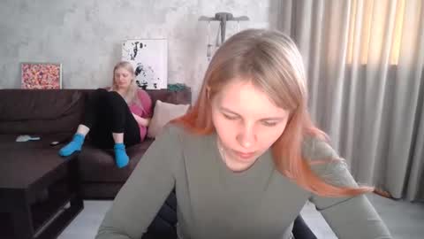Snapshot of viktorlonsky chatting on December 3, 2024, 5:20 am viktorlonsky online show from December 3, 2024, 5:20 am