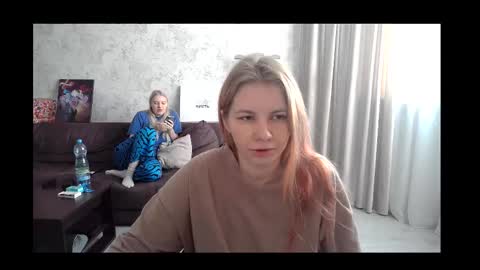 Snapshot of viktorlonsky chatting on February 18, 2025, 6:15 am viktorlonsky online show from February 18, 2025, 6:15 am