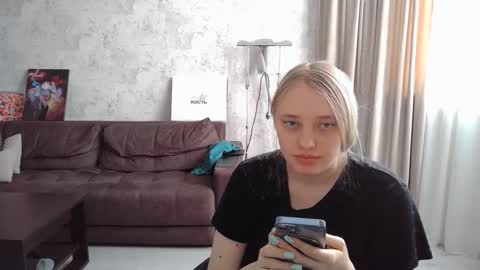 Snapshot of viktorlonsky chatting on February 25, 2025, 9:42 am viktorlonsky online show from February 25, 2025, 9:42 am