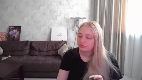 Snapshot of viktorlonsky chatting on March 10, 2025, 6:27 am viktorlonsky online show from March 10, 2025, 6:27 am