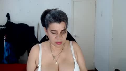 VIKY ADAMS online show from March 7, 2025, 1:53 am
