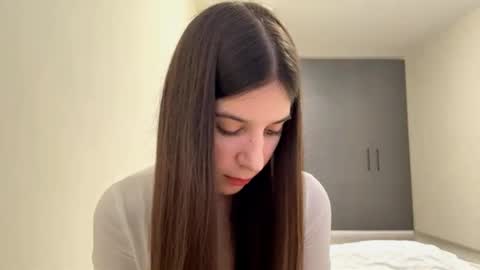 Vivien online show from February 22, 2026, 10:03 am