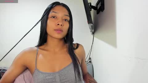 Vinaly online show from May 6, 2026, 6:13 pm