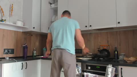 Vincent.  uncut 18cm online show from January 18, 2025, 9:45 am