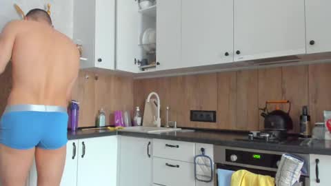 Vincent.  uncut 18cm online show from March 12, 2025, 7:35 am