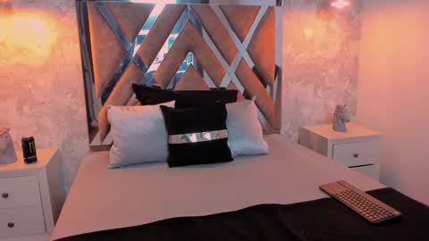 Vincent online show from September 22, 2025, 3:52 am